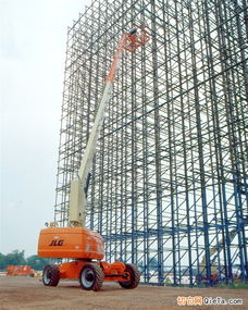 石家莊出租高空作業(yè)車與濟(jì)南升降平臺租賃服務(wù)，助力專用汽車行業(yè)高效發(fā)展